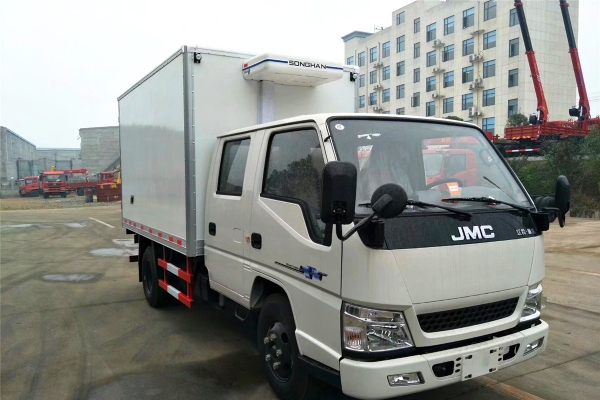 江铃双排五十铃冷藏车