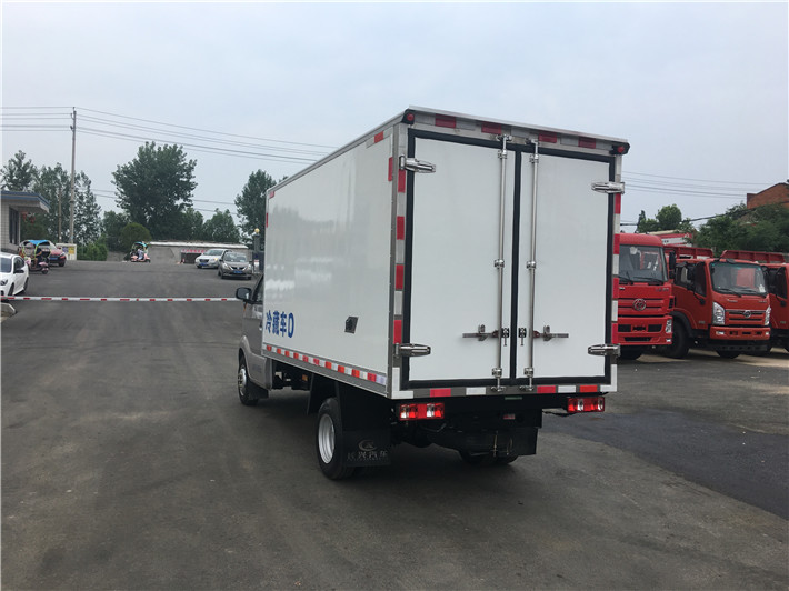 长安跨越单轮2.53米冷藏车