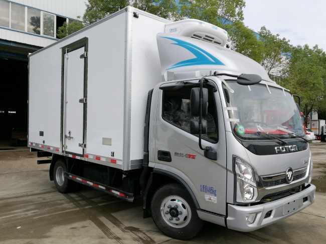 福田奥铃M4新款CTS国五4.2米冷藏车