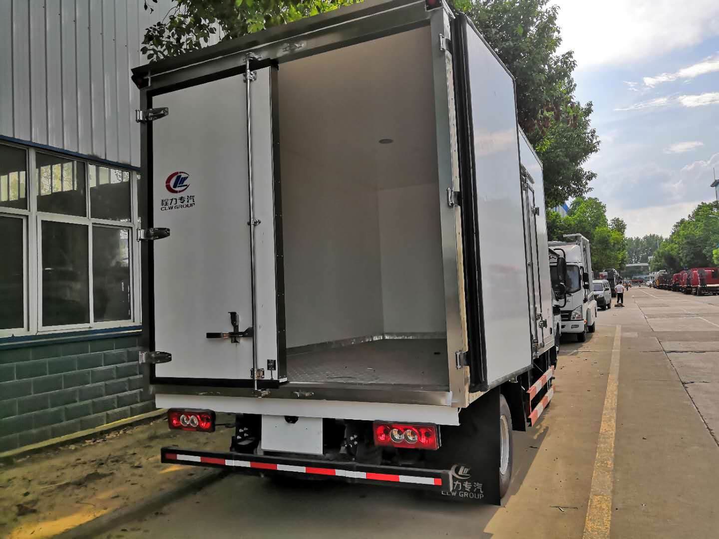 福田奥铃M4新款CTS国五4.2米冷藏车