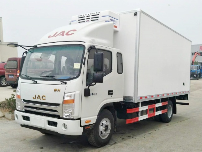 江淮帅铃一排半冷藏车(厢长5.2米)