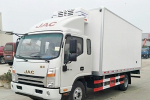 江淮帅铃一排半冷藏车(厢长5.2米)