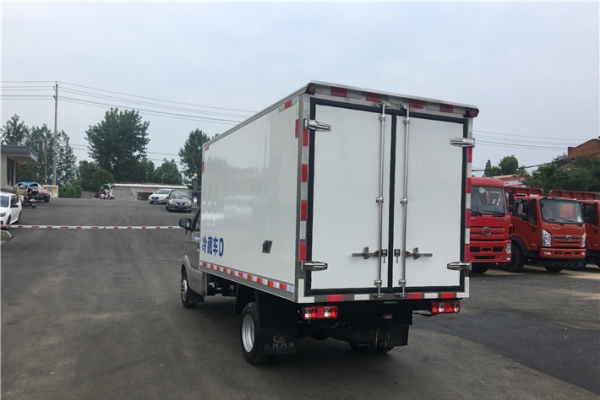长安跨越单轮2.53米冷藏车