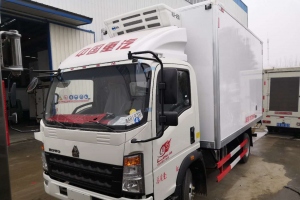 重点推荐中国重汽豪沃4.2米冷藏车