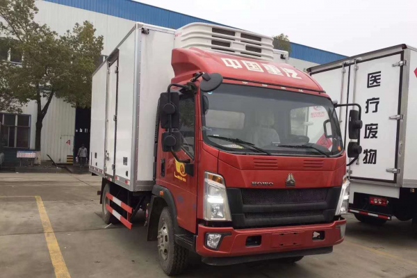 重点推荐中国重汽豪沃4.2米冷藏车