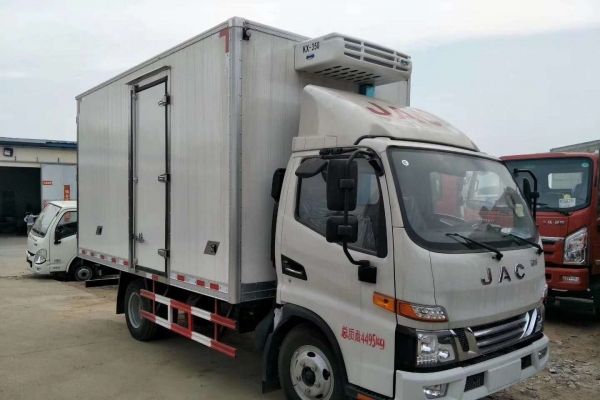 不超重推荐江淮骏铃V5 4.2米冷藏车