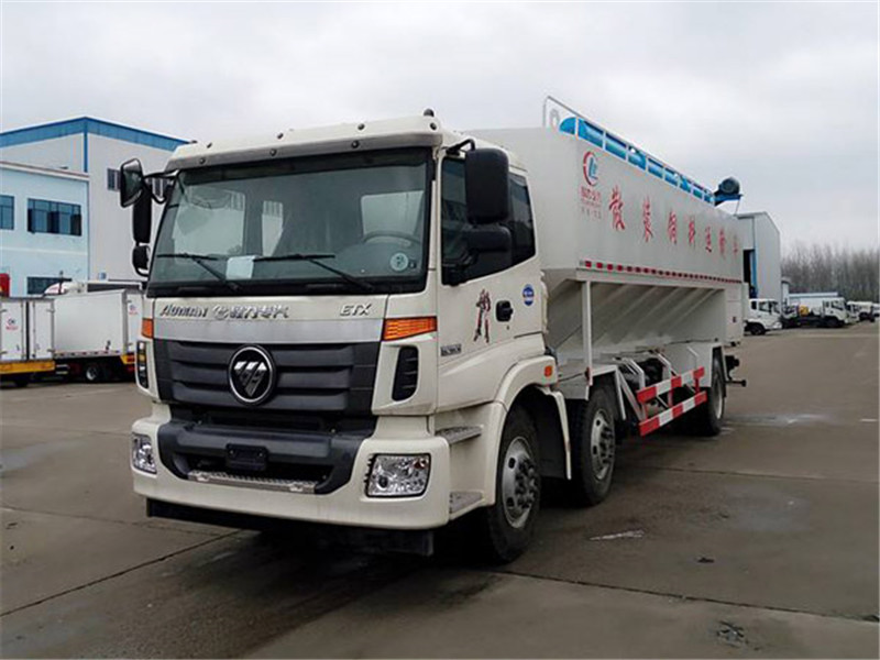 福田欧曼小三轴15吨（30方）散装饲料运输车
