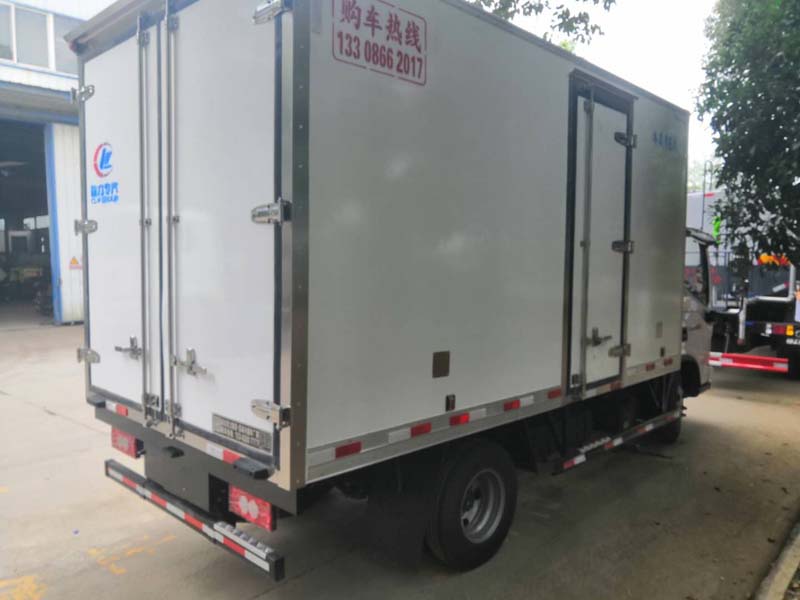 不超重推荐福田奥铃速运4.2米冷藏车