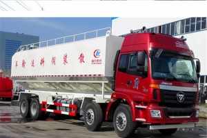 福田欧曼前四后八20吨（40方）散装饲料运输车