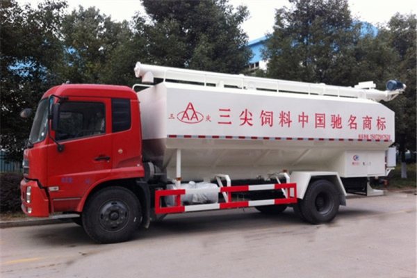 东风天锦10吨（20方）散装饲料运输车