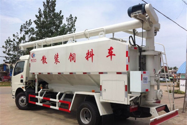 东风多利卡6吨（12方）散装饲料运输车