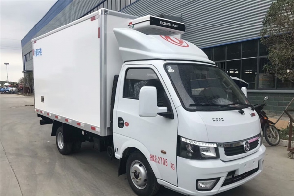(国六)东风逸途汽油冷藏车