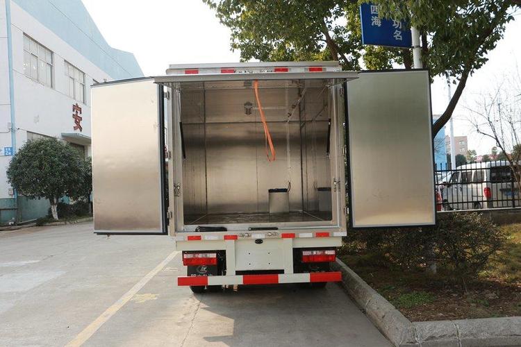 东风多利卡医疗废物转运车现车