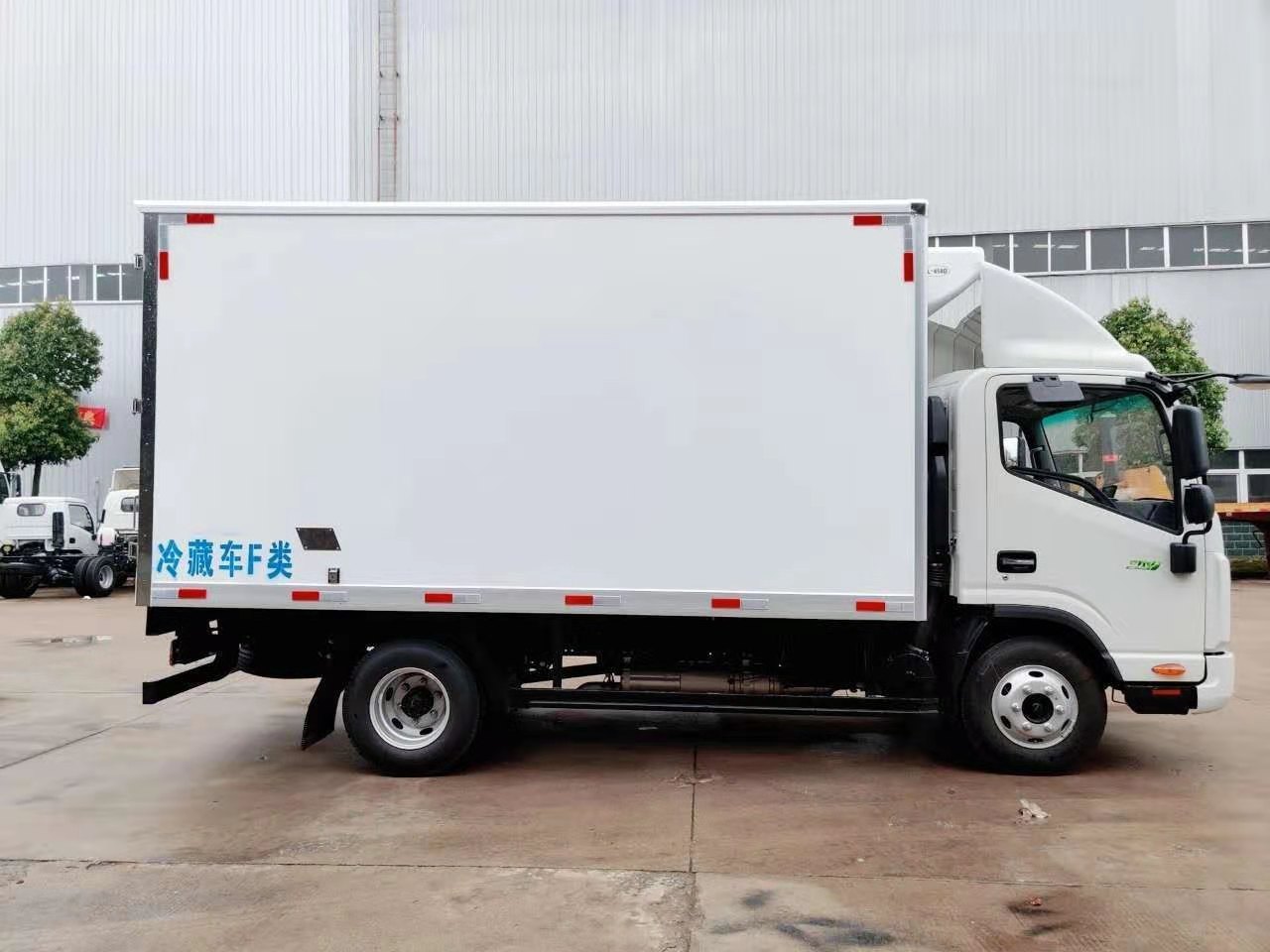江淮帅铃Q6国六160宽体冷藏车