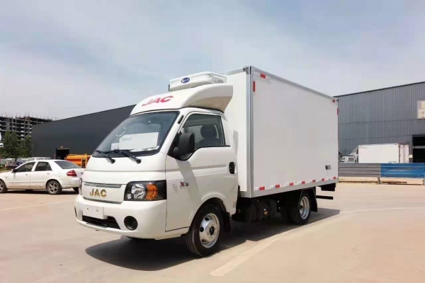 江淮康X5后双轮冷藏车3.5米