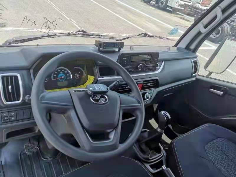 跃进福运S80国六柴油版冷藏车
