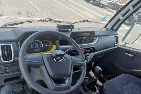 跃进福运S80国六柴油版冷藏车